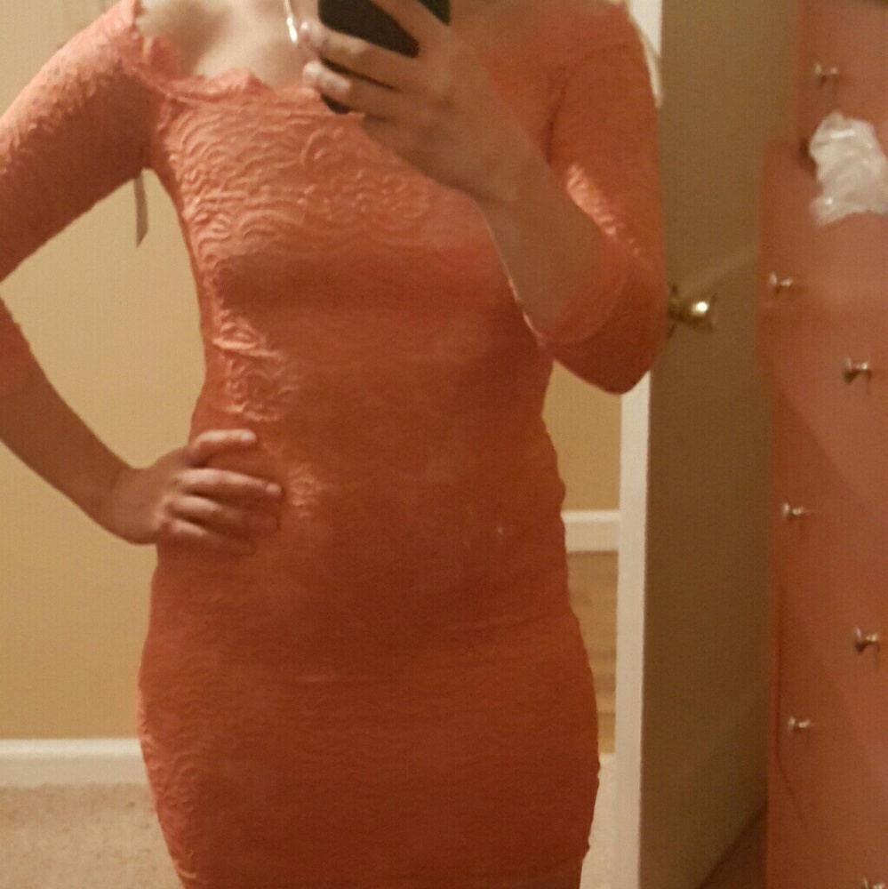 dress - Picture 3 of 4